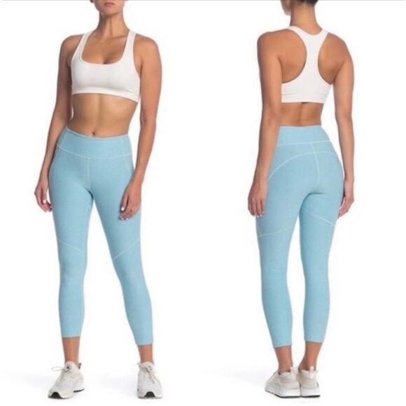 Outdoor Voices Light Blue Warm Up 7/8 Leggings - Medium - Picture 1 of 6